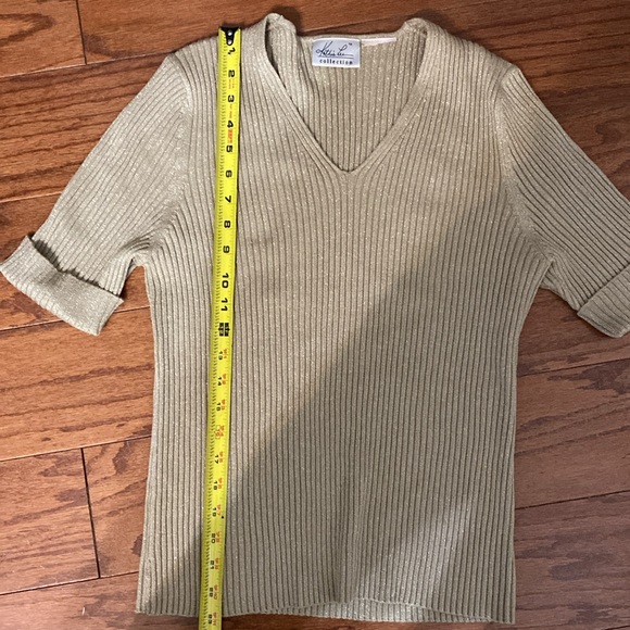 Kathy Lee shortsleeved gold metallic sweater - Size Medium - Picture 8 of 8